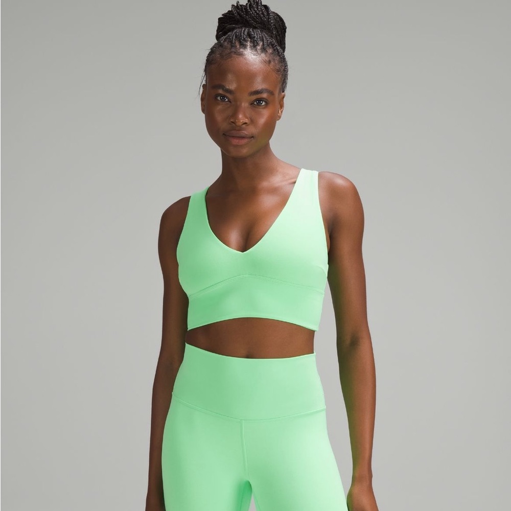 EUC Lululemon Align V Neck Bra size 8 C-D Cup